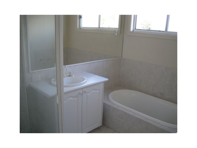 48 Greendale Circuit, Quakers Hill NSW 2763