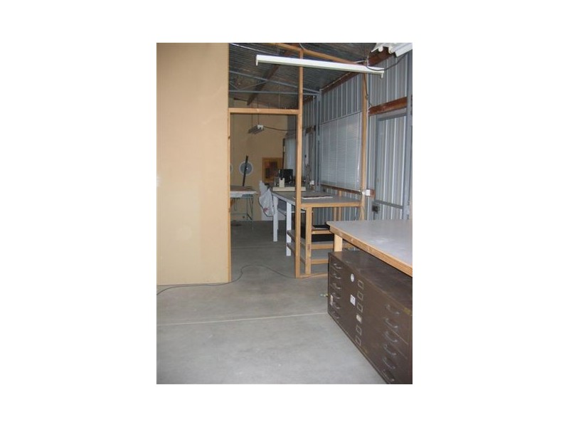 1 McAuley Drive, Brown Hill VIC 3350