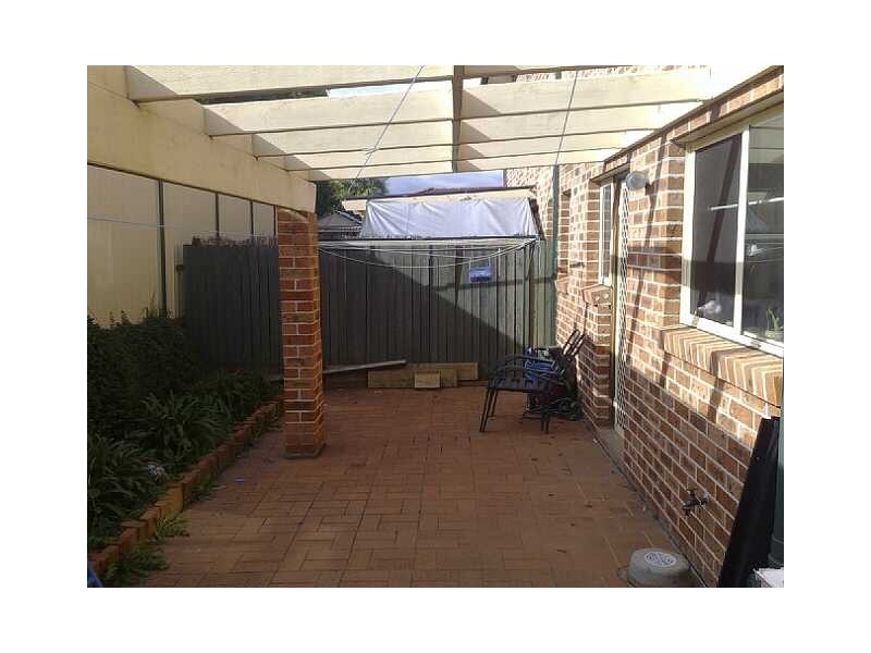 14b Aylward Ave, Quakers Hill NSW 2763