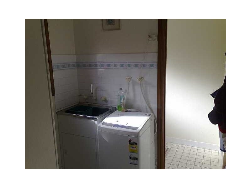 14b Aylward Ave, Quakers Hill NSW 2763