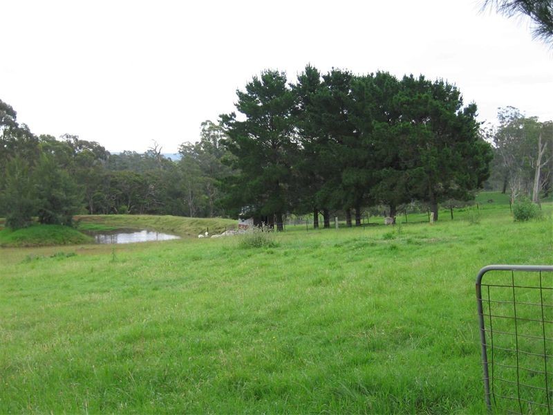 112 Mount View Close, Razorback NSW 2571