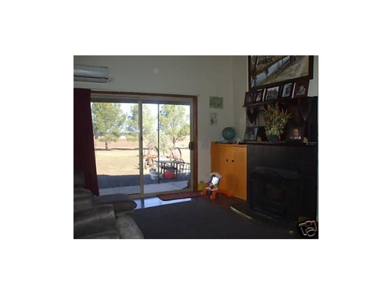 94 Hamilton Road, St Arnaud VIC 3478