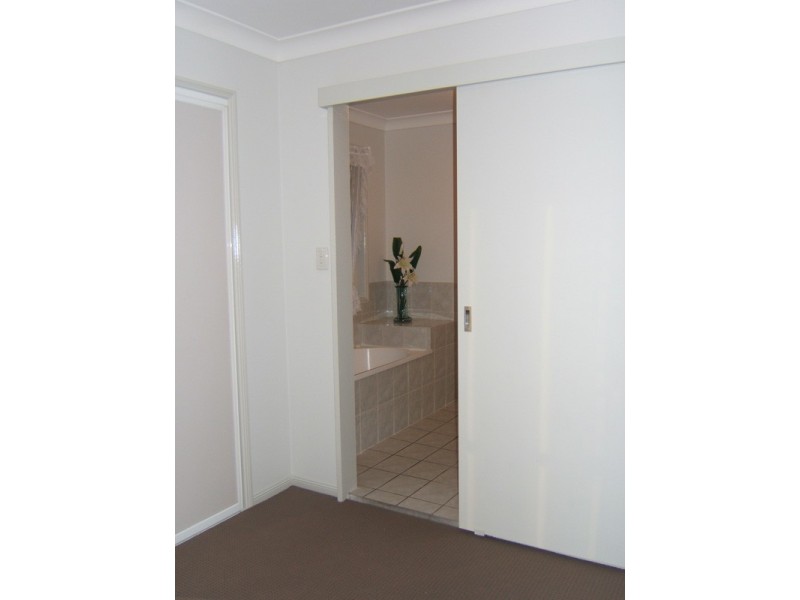 38 Tahan Cr, Tanah Merah QLD 4128