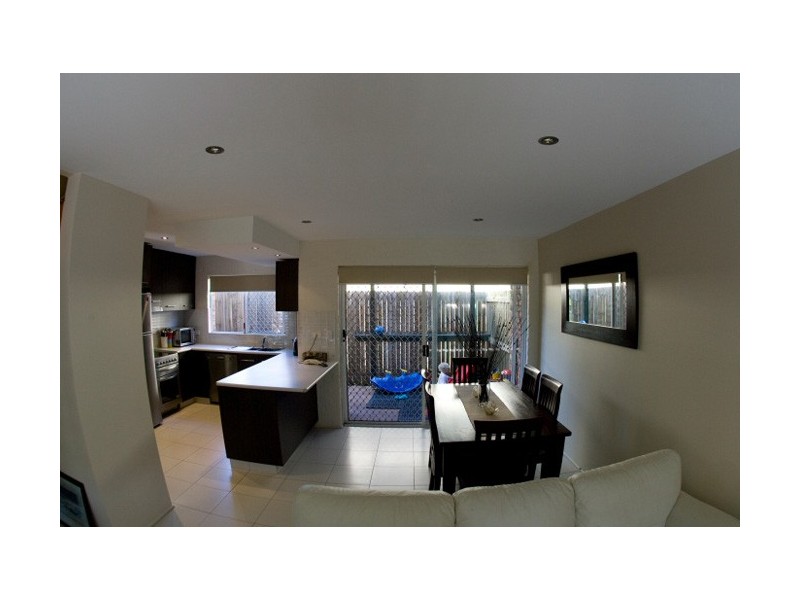 3/17 Molucca Ave, Palm Beach QLD 4221