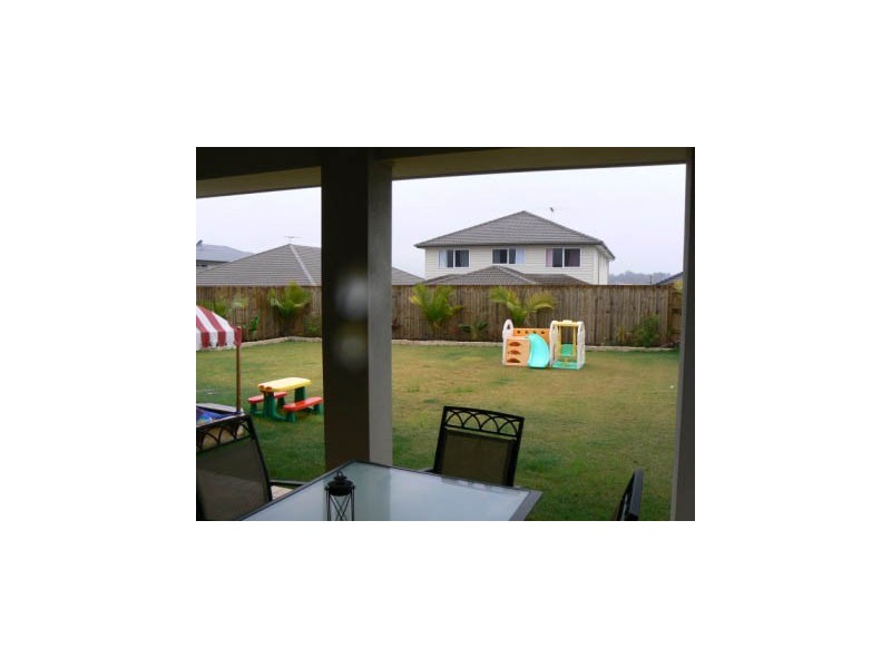 15 Calder Street, North Lakes QLD 4509