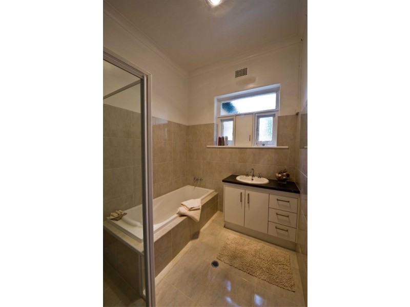 44 Flinders Hwy, Port Lincoln SA 5606