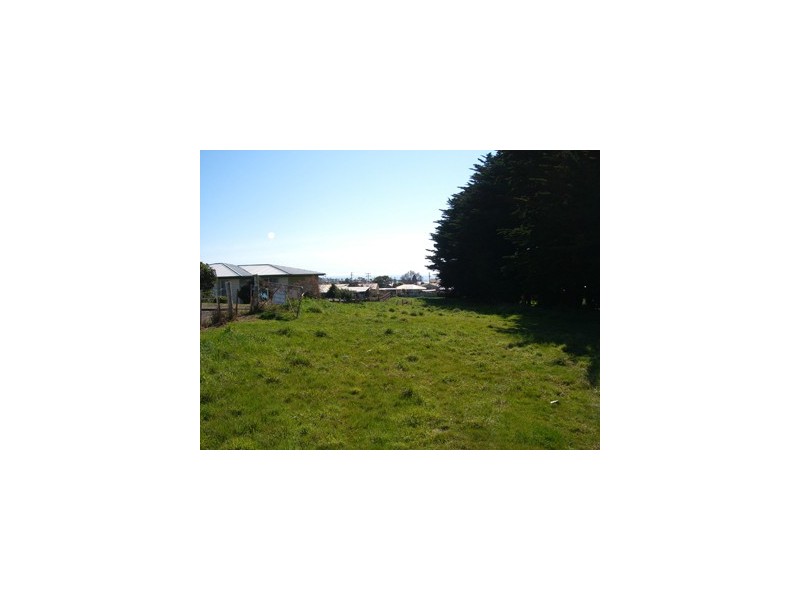 298 Mount Street, Burnie TAS 7320