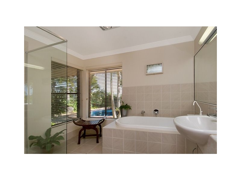 48 Twin Peaks Road, Bli Bli QLD 4560