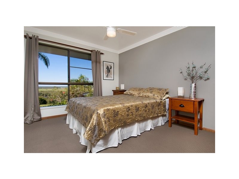 48 Twin Peaks Road, Bli Bli QLD 4560