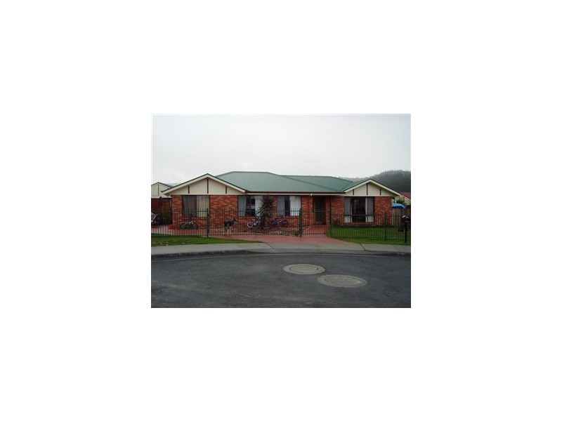 27 Manor Gardens, Kingston TAS 7050