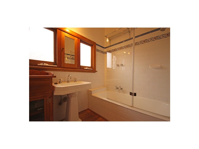 1/14  Whitelaw Street, Reservoir VIC 3073