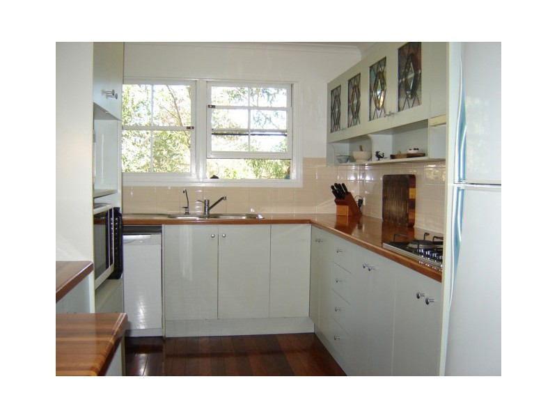 76 Poinciana Waters, Broadbeach Waters QLD 4218