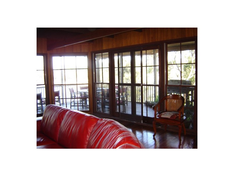 76 Poinciana Waters, Broadbeach Waters QLD 4218