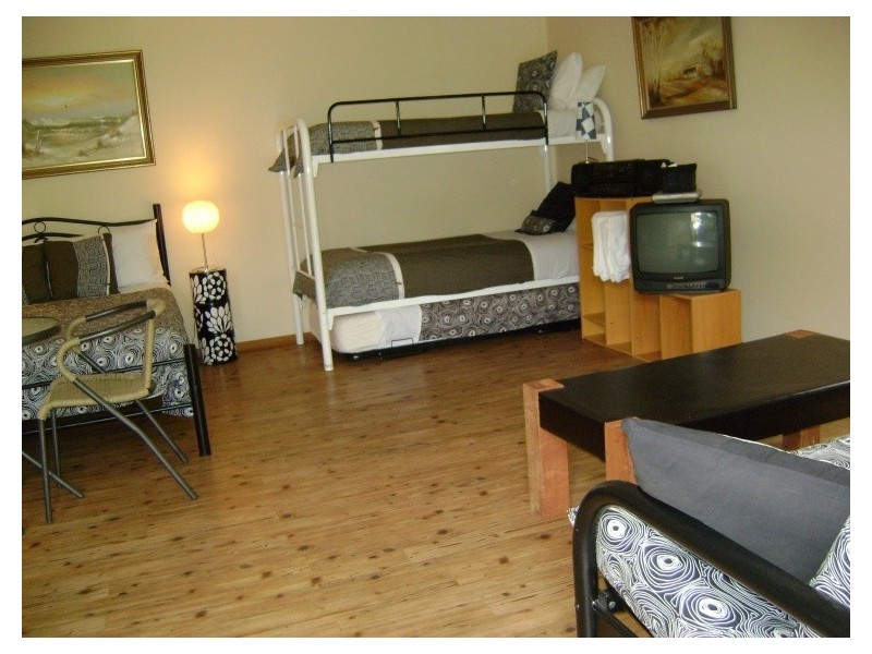 7103 Great Alpine Road Porepunkah, Bright VIC 3741