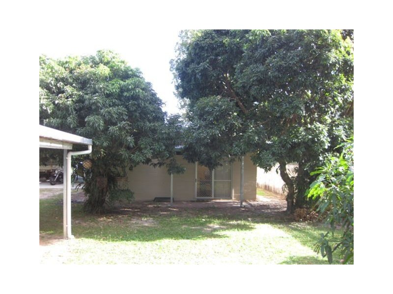 10 Warnambool Street, Trinity Park QLD 4879