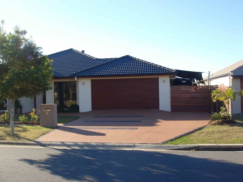 36 Mossman Way, Sandstone Point QLD 4511