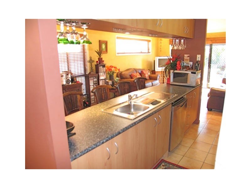 2/50 Inwood Circuit, Merrimac QLD 4226