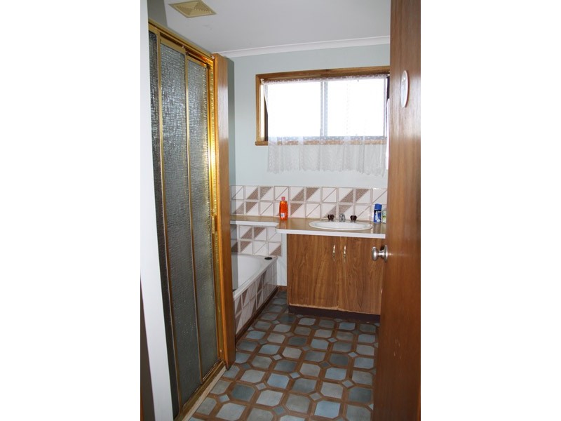 19 Smalley Street, California Gully VIC 3556