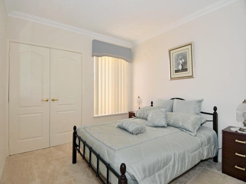 29 Estuary Place, Wannanup WA 6210