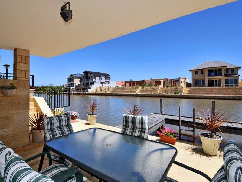 29 Estuary Place, Wannanup WA 6210