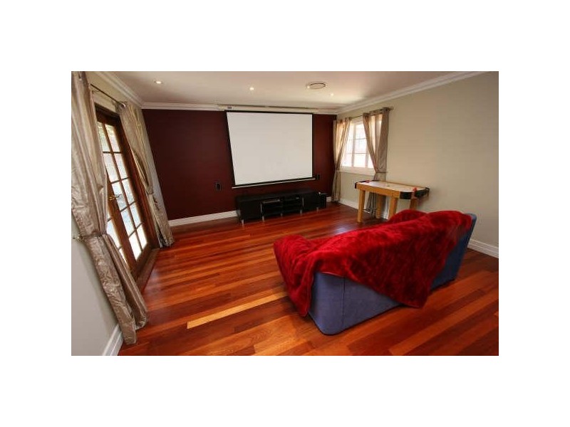 51 Days Road, Grange QLD 4051