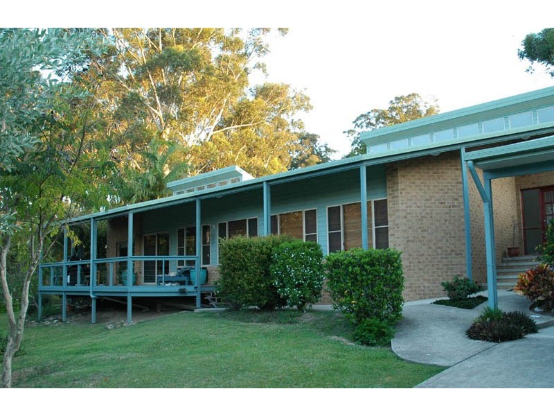 10 St Andrews Drive, Woolgoolga NSW 2456