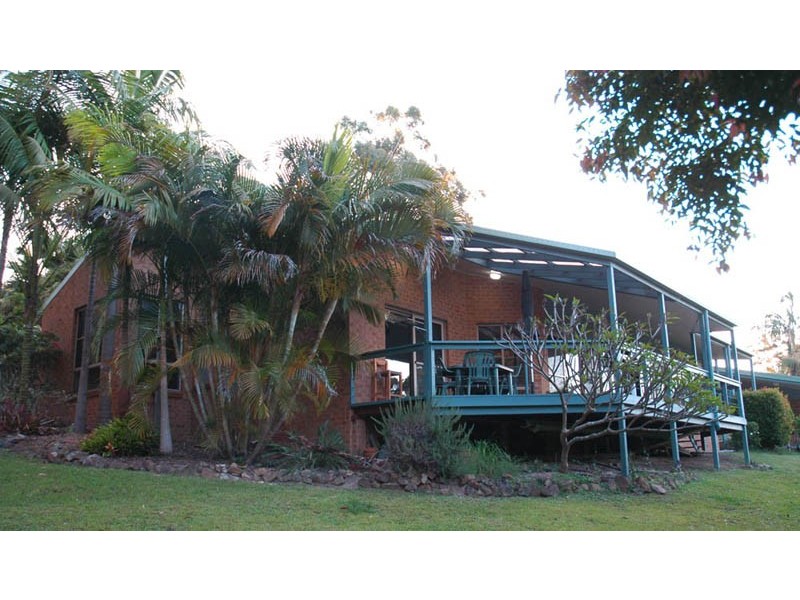 10 St Andrews Drive, Woolgoolga NSW 2456