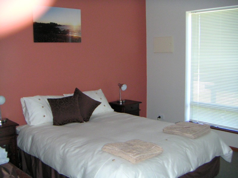 17 Mcguire Road, Broomehill WA 6318