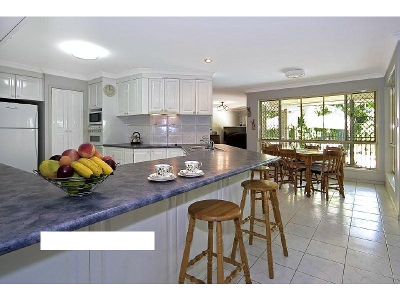 75 Mallee Drive, Tanah Merah QLD 4128