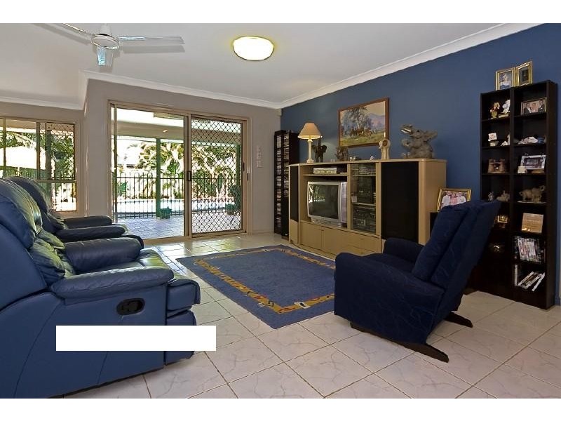 75 Mallee Drive, Tanah Merah QLD 4128