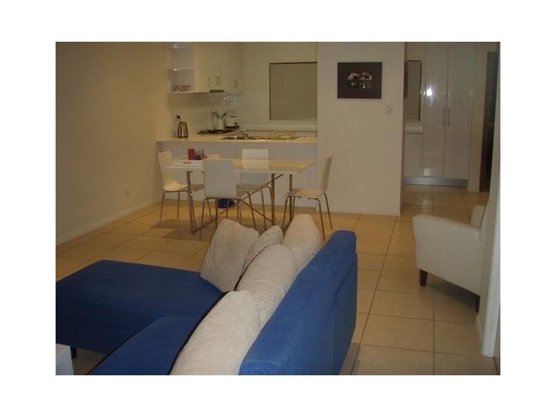 37 Paddington Tce, Douglas QLD 4814