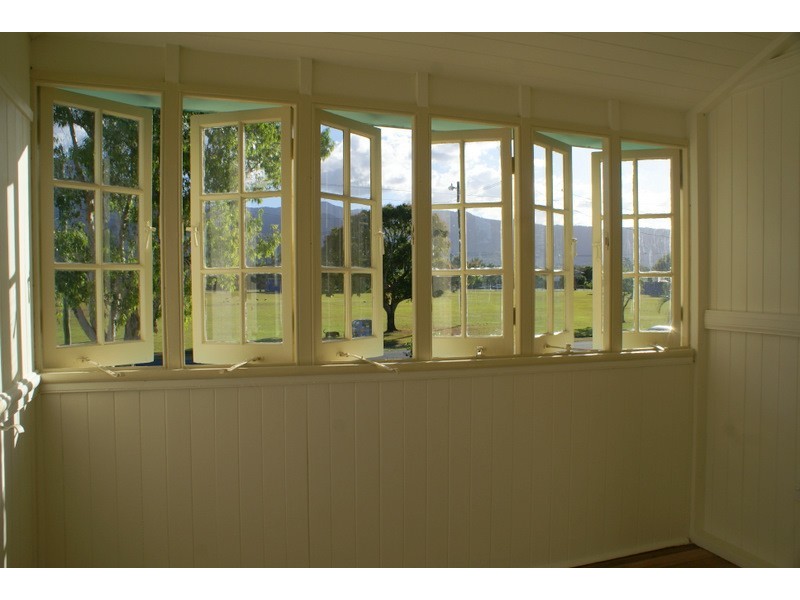 48 Barr Street, Edmonton QLD 4869