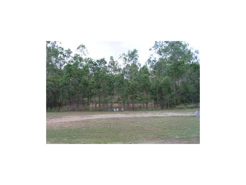 184 Carbeen Crest, Nanango QLD 4615