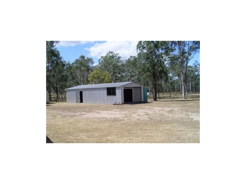 184 Carbeen Crest, Nanango QLD 4615