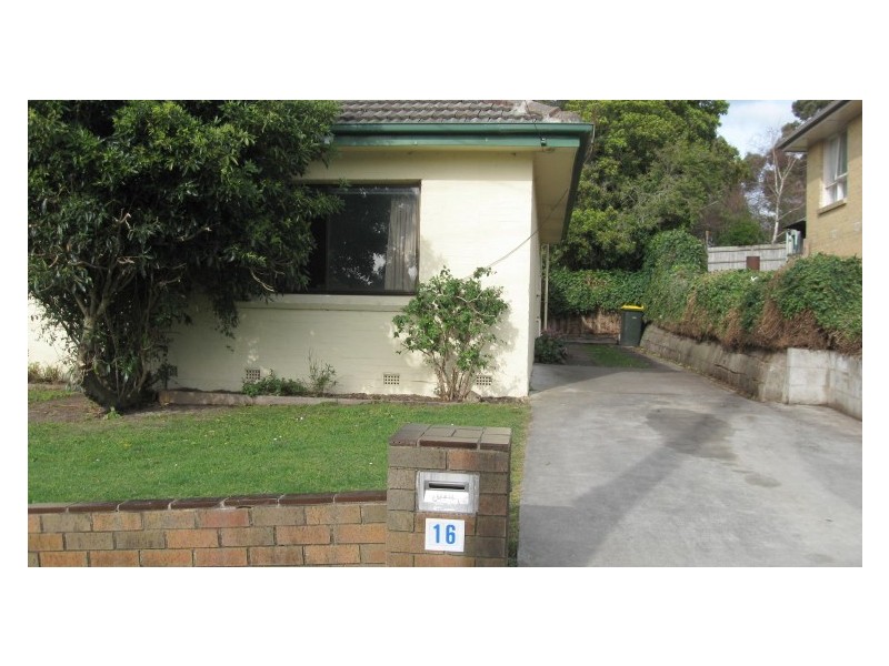 16 Bourke Street, Korumburra VIC 3950