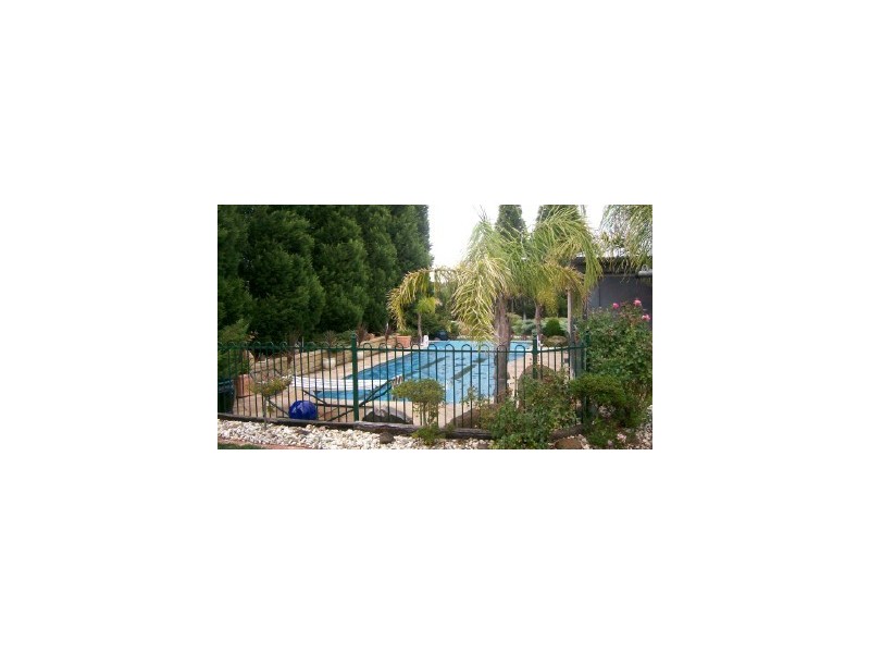 1810 Merriang Road, Beveridge VIC 3753