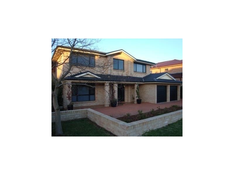 40 Feodore Drive, Cecil Hills NSW 2171