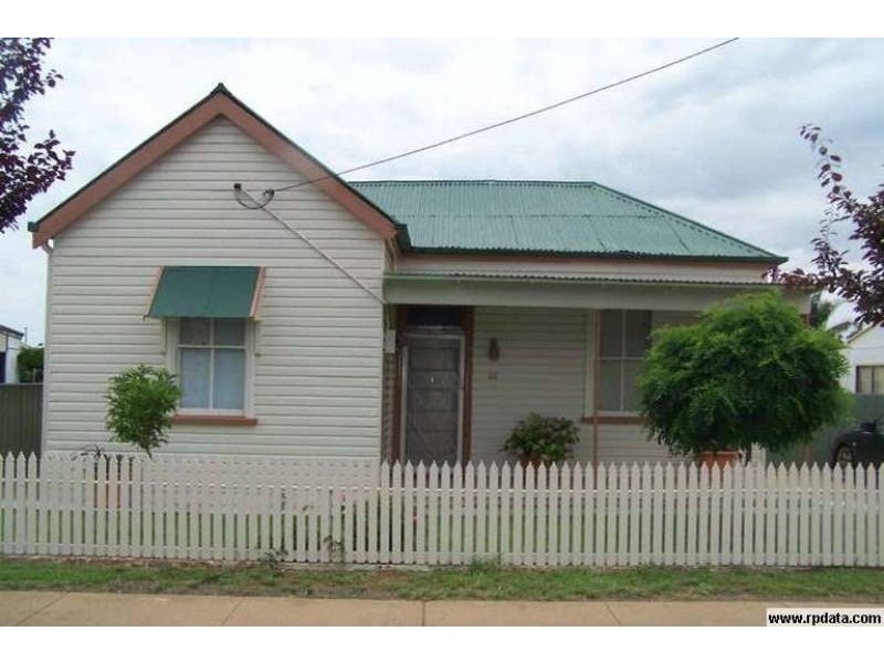 66 Hoskins, Temora NSW 2666