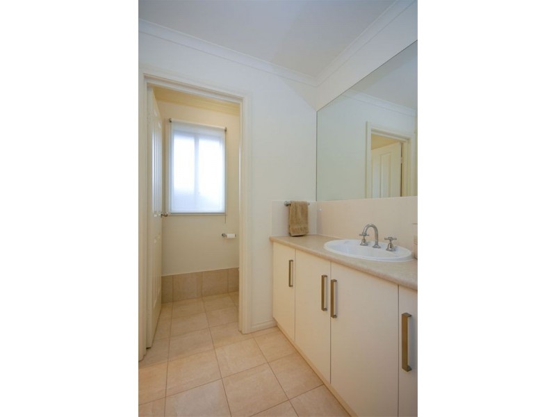 15 Jasmin Drive, Victor Harbor SA 5211