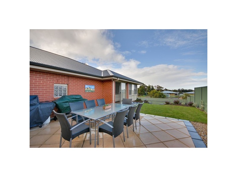 15 Jasmin Drive, Victor Harbor SA 5211