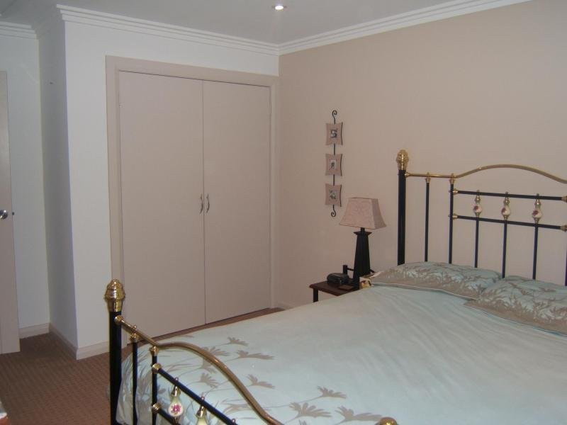 36 Sandville Avenue, Broadview SA 5083