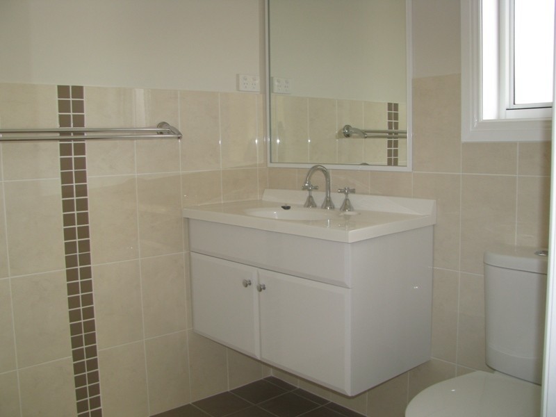 7 Glenfield Park, Glenfield Park NSW 2650