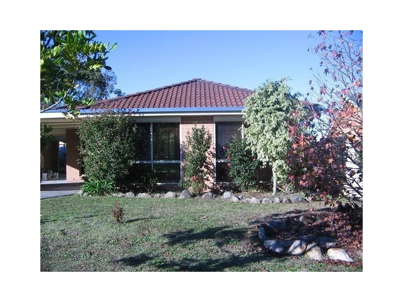 4 Kirrajong, San Remo NSW 2262