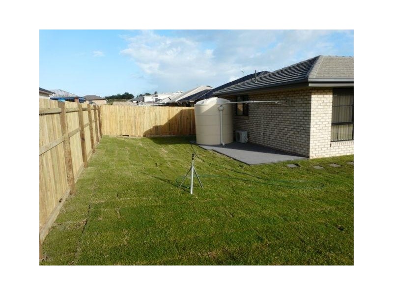 1 Bayridge Heights Drive, Wondunna QLD 4655