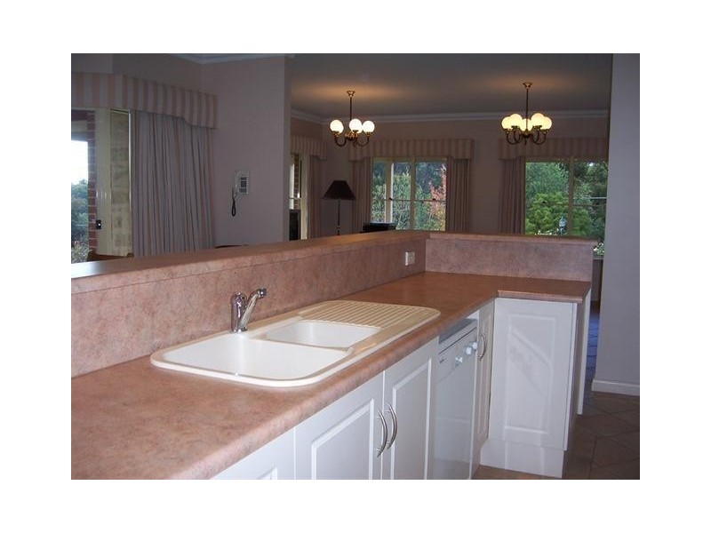 1234 Greenhill Road, Uraidla SA 5142