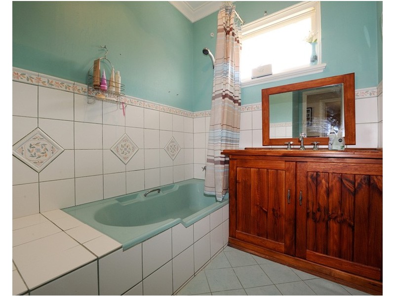 182 Penguin Road, Safety Bay WA 6169