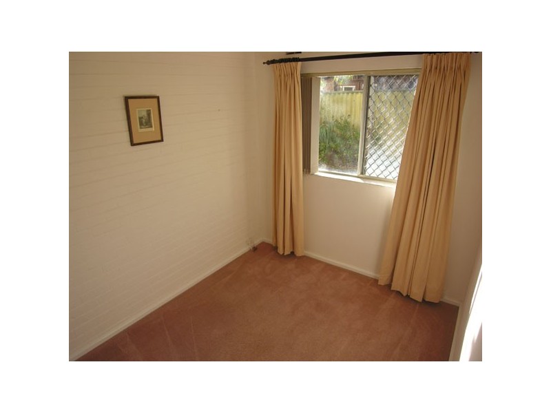 1/263 Laboucher Road, Como WA 6152