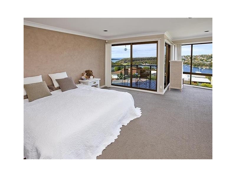 37 Edgecliffe Esplanade, Seaforth NSW 2092