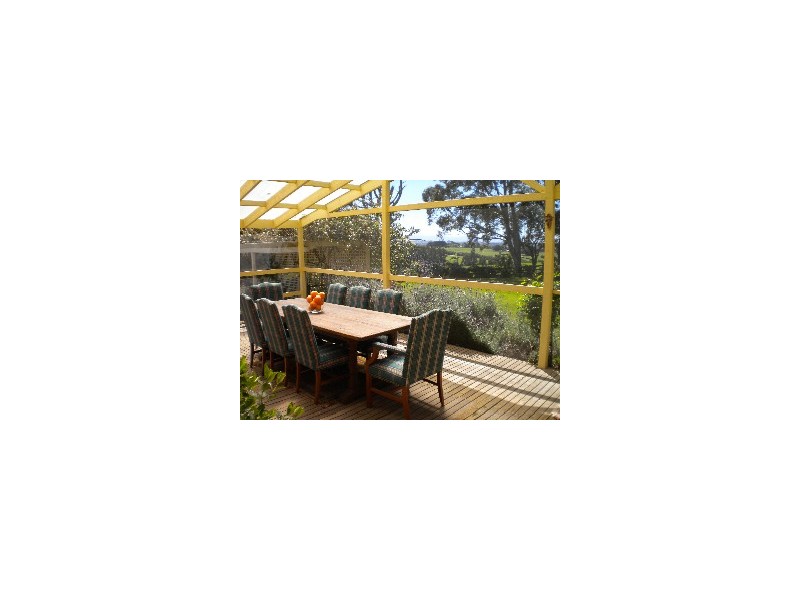 1105 Jacksons Track, Jindivick VIC 3818