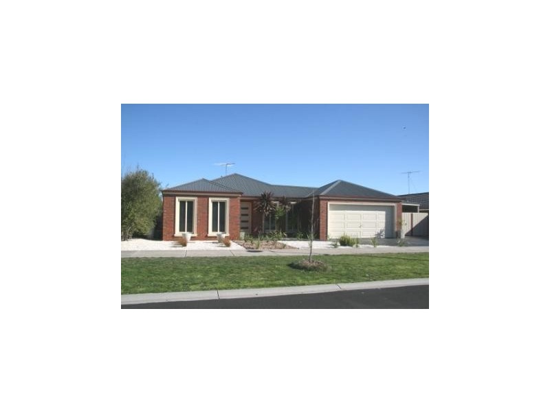 10 Heywood Court, Leopold VIC 3224